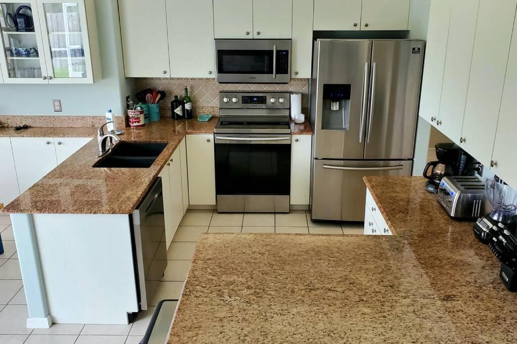 Our Beautiful Florida Vacation Home With Heated Pool Port St. Lucie Bagian luar foto