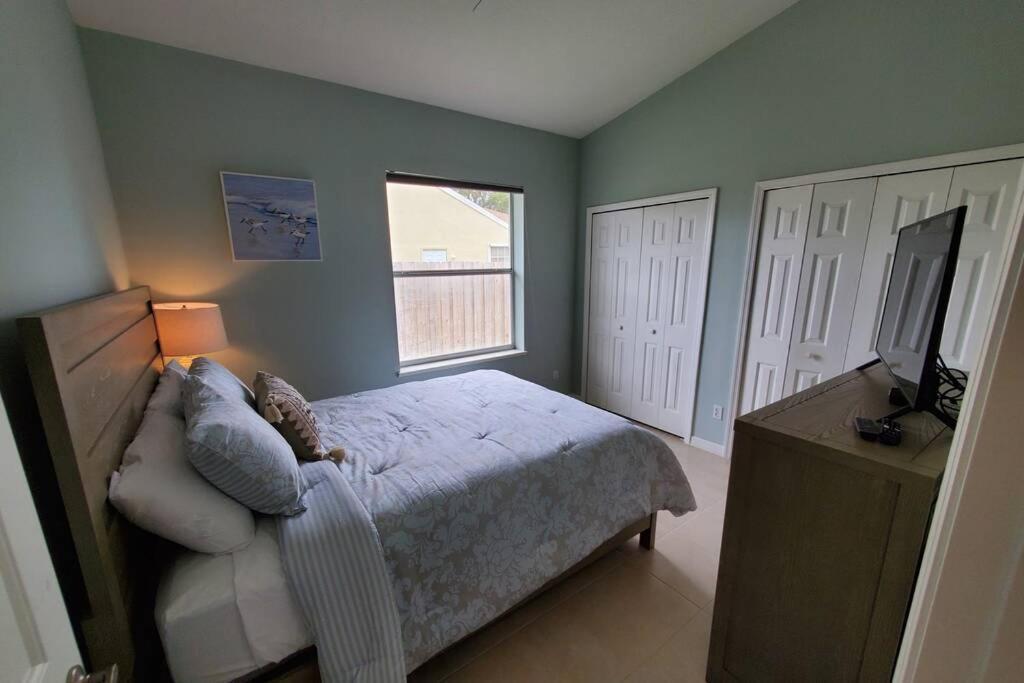 Our Beautiful Florida Vacation Home With Heated Pool Port St. Lucie Bagian luar foto